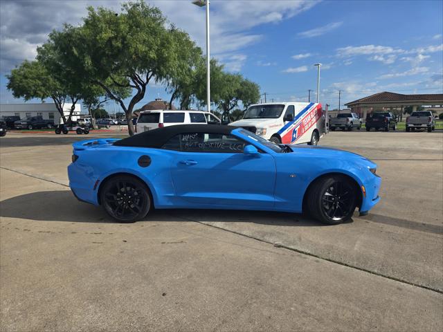 2023 Chevrolet Camaro RWD Convertible 2LT