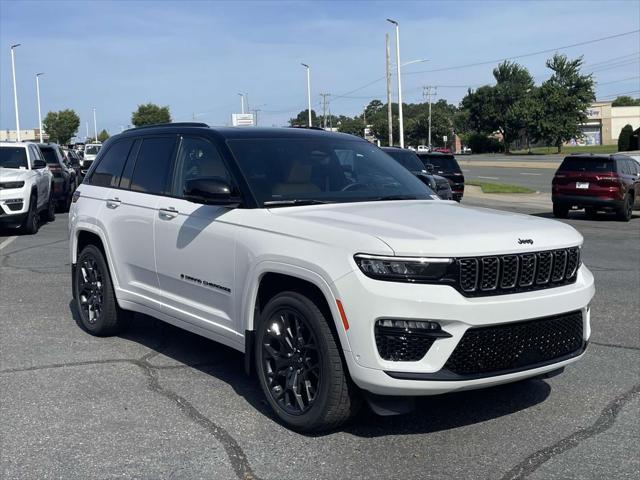 2025 Jeep Grand Cherokee GRAND CHEROKEE SUMMIT 4X4