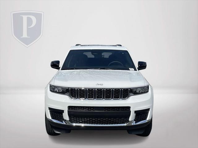2025 Jeep Grand Cherokee GRAND CHEROKEE L LAREDO X 4X4