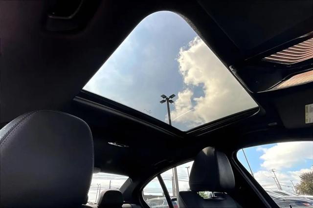 2024 BMW 3 Series 330i xDrive Sedan