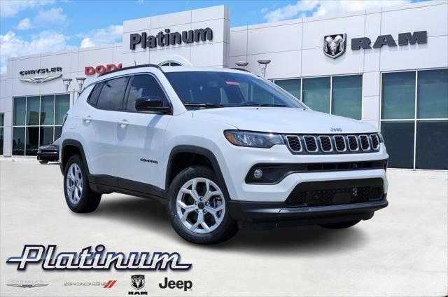 2025 Jeep Compass COMPASS LATITUDE 4X4