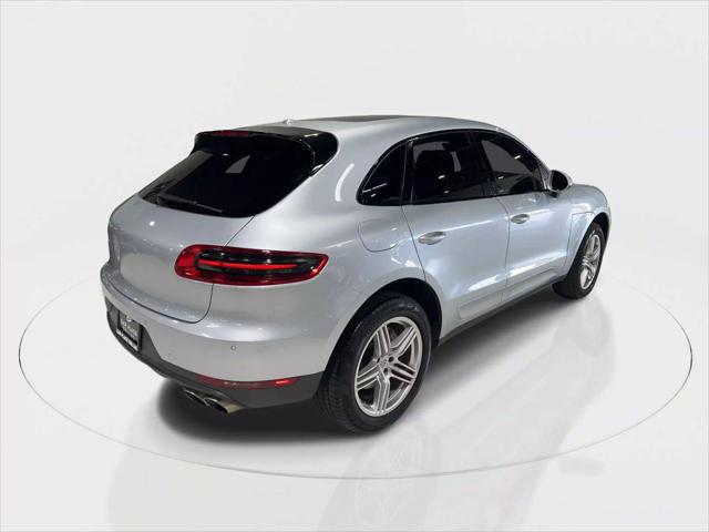 2016 Porsche Macan S