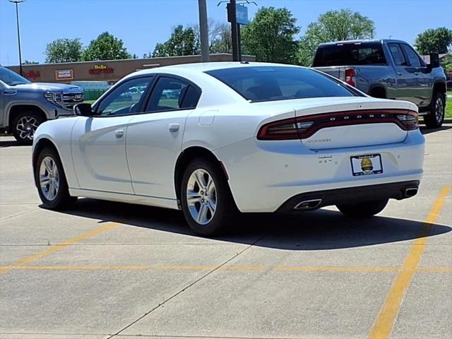 2022 Dodge Charger SXT RWD