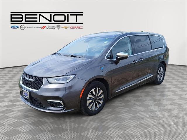 2023 Chrysler Pacifica Hybrid Limited