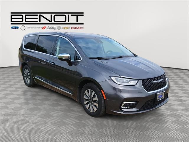 2023 Chrysler Pacifica Hybrid Limited