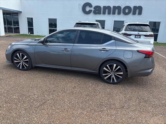 2021 Nissan Altima SR FWD