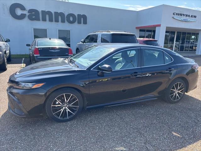 2023 Toyota Camry 