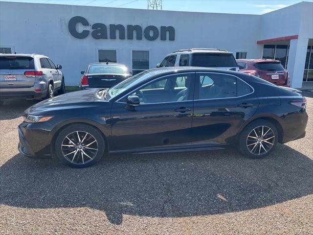 2023 Toyota Camry 