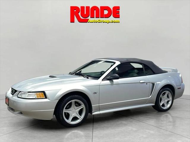2000 Ford Mustang GT