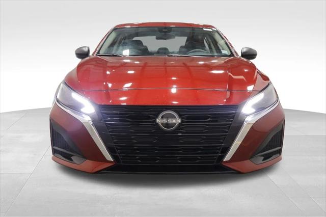2024 Nissan Altima SV FWD