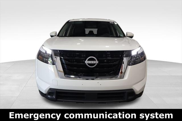 2024 Nissan Pathfinder SV 4WD