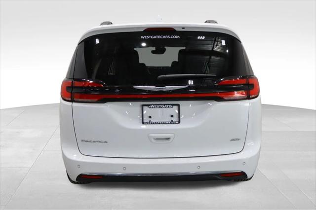 2021 Chrysler Pacifica Touring L AWD