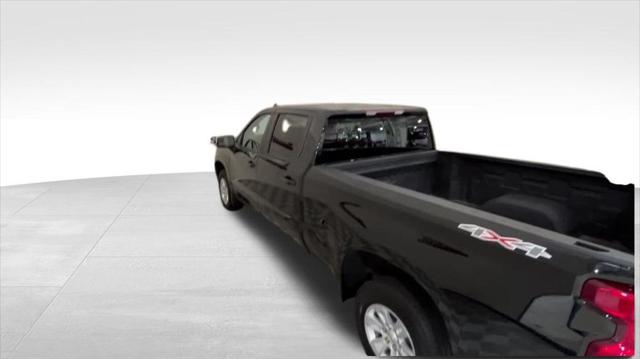 2023 Chevrolet Silverado 1500 4WD Crew Cab Standard Bed LT