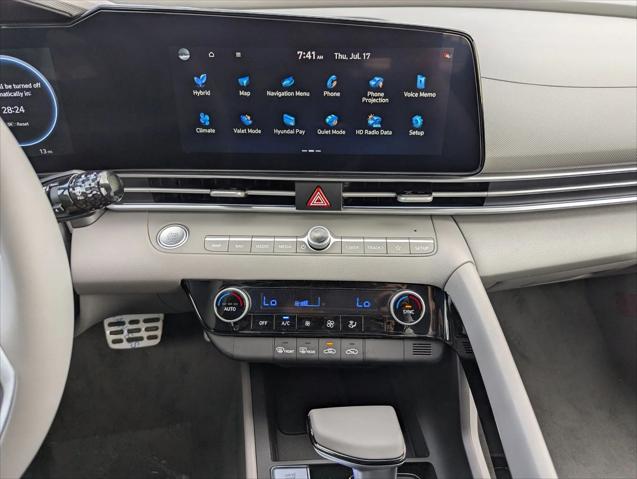 2025 Hyundai Elantra Hybrid SEL Sport