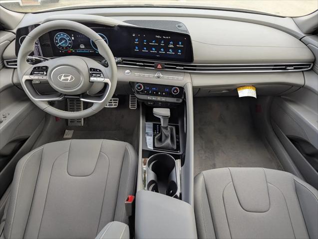 2025 Hyundai Elantra Hybrid SEL Sport