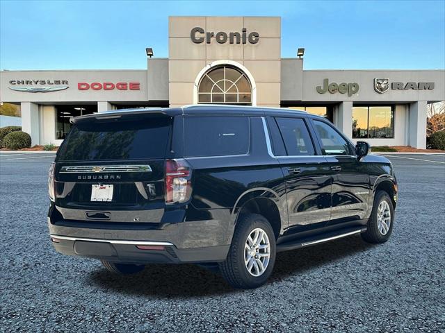 2023 Chevrolet Suburban 2WD LT