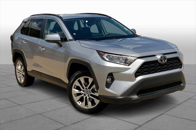 2020 Toyota RAV4 XLE Premium