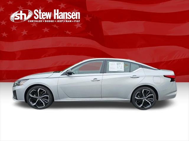 2023 Nissan Altima SR FWD