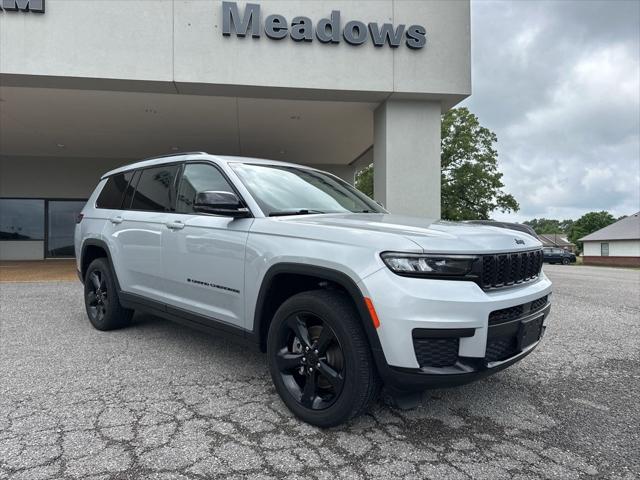 2023 Jeep Grand Cherokee L Altitude 4x4