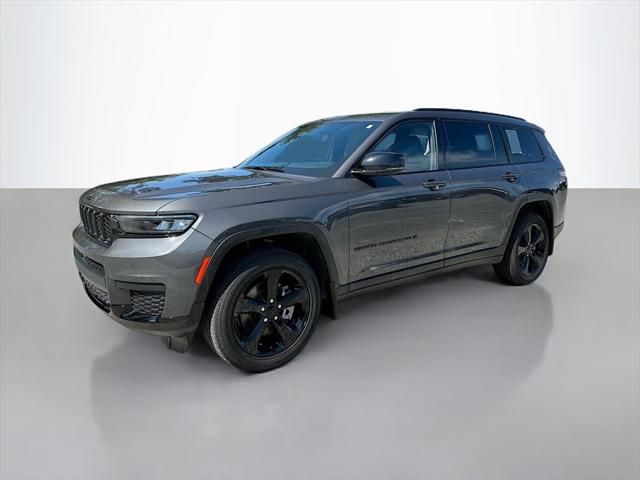 2022 Jeep Grand Cherokee L Altitude 4x4