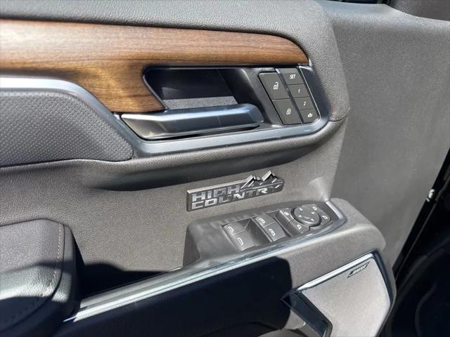2025 Chevrolet Silverado 1500 4WD Crew Cab Short Bed High Country