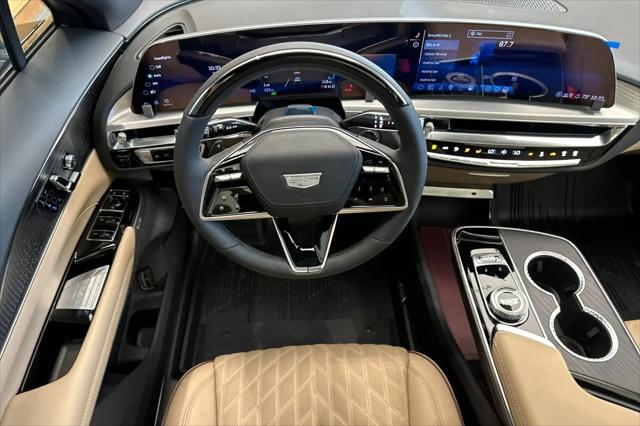 2025 Cadillac iQ Luxury w/1SE