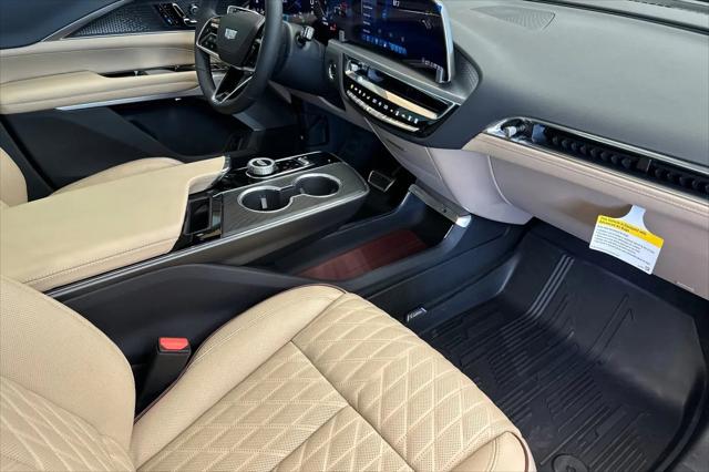 2025 Cadillac iQ Luxury w/1SE