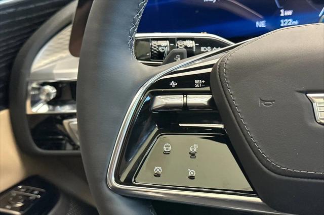 2025 Cadillac iQ Luxury w/1SE