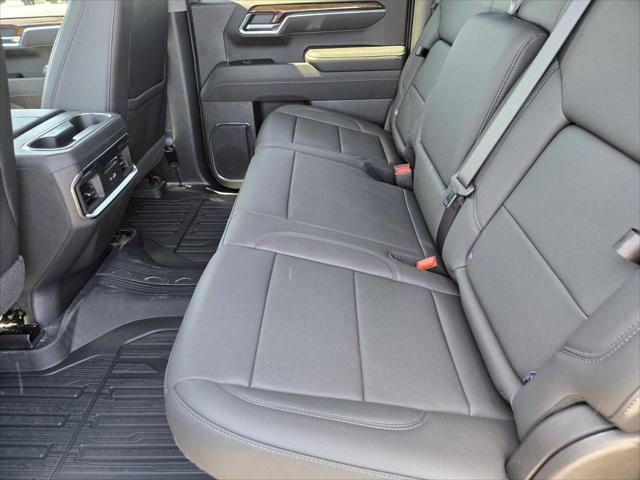 2025 GMC Sierra 1500 4WD Crew Cab Short Box Elevation with 3SB