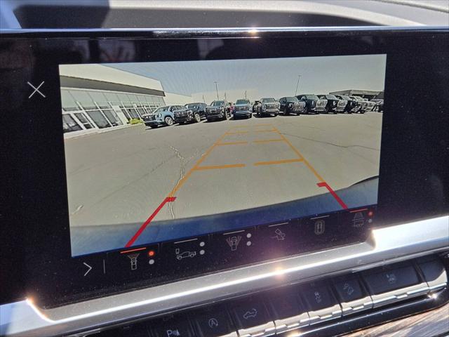2025 GMC Sierra 1500 4WD Crew Cab Short Box Elevation with 3SB