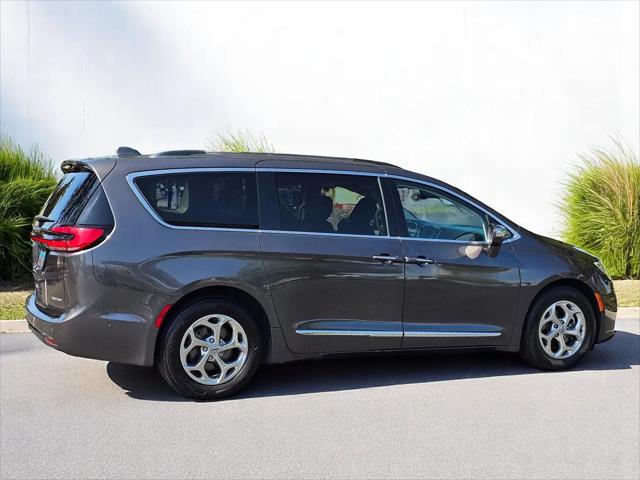 2022 Chrysler Pacifica Limited