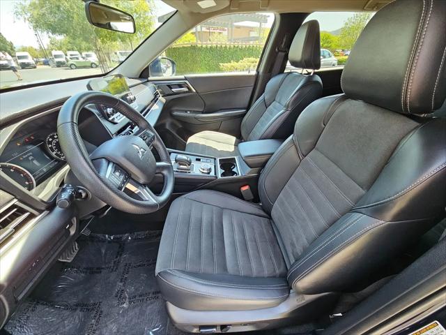 2024 Mitsubishi Outlander SE Black Edition S-AWC