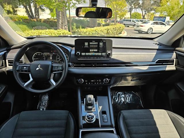 2024 Mitsubishi Outlander SE Black Edition S-AWC