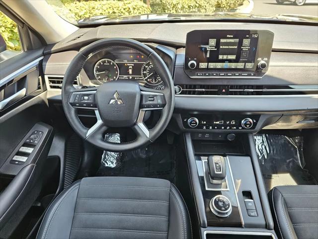 2024 Mitsubishi Outlander SE Black Edition S-AWC