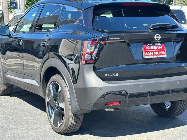 2025 Nissan Kicks SR FWD