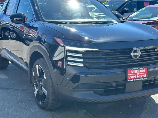 2025 Nissan Kicks SR FWD
