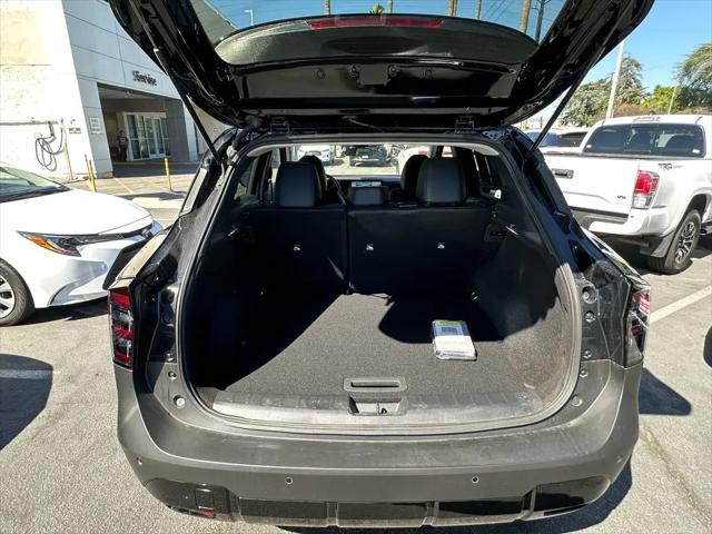 2025 Nissan Kicks SR FWD