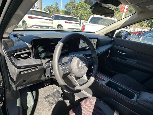 2025 Nissan Kicks SR FWD