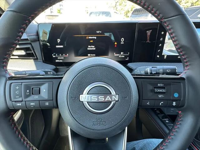 2025 Nissan Kicks SR FWD