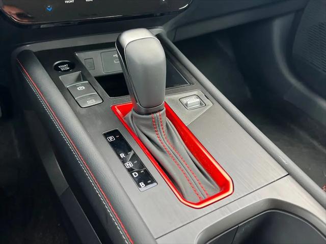 2025 Nissan Kicks SR FWD