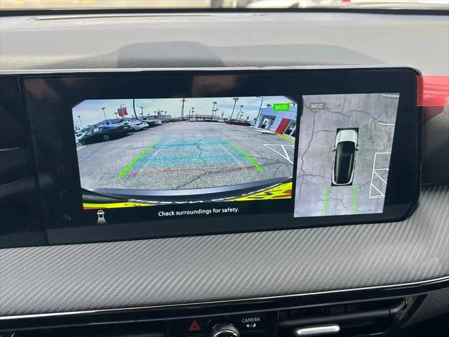 2025 Nissan Kicks SR FWD
