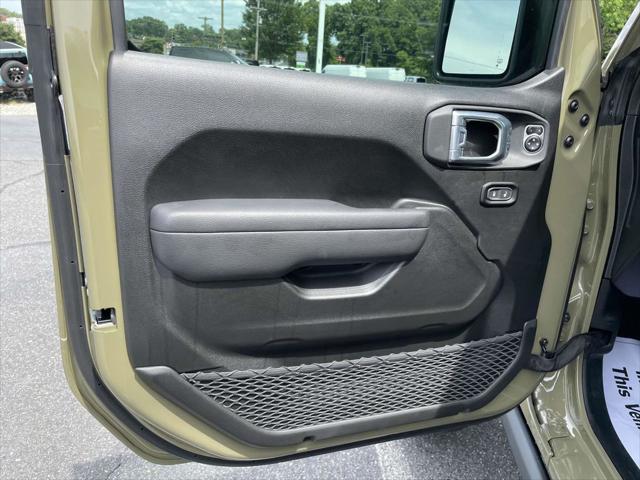 2025 Jeep Wrangler 4-Door Willys 4x4
