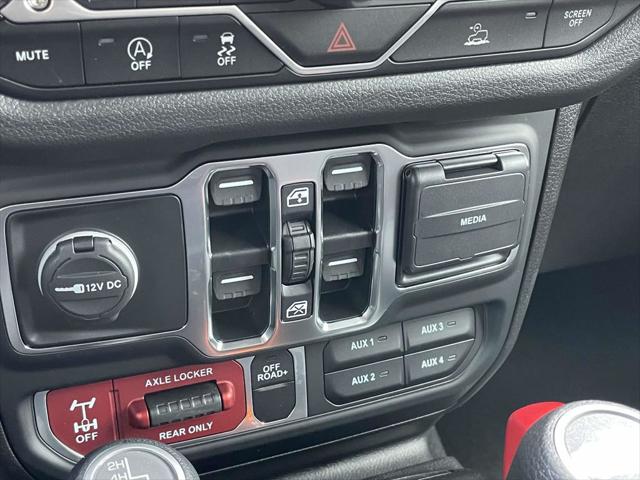 2025 Jeep Wrangler 4-Door Willys 4x4