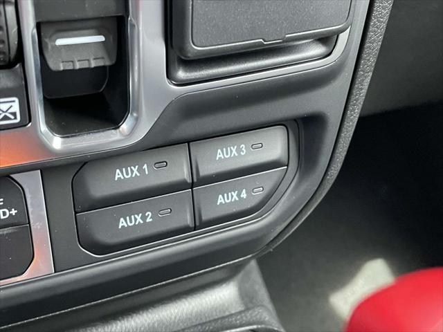 2025 Jeep Wrangler 4-Door Willys 4x4