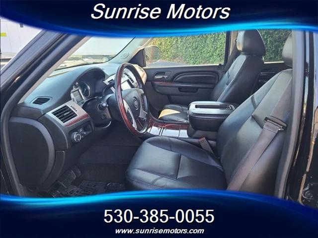 2014 Cadillac Escalade Standard