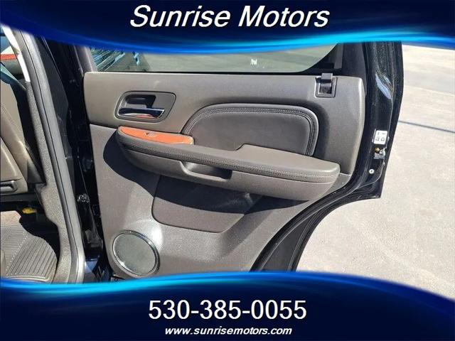 2014 Cadillac Escalade Standard
