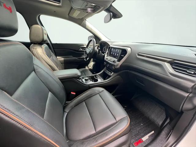 2020 GMC Acadia AWD AT4