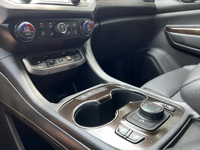 2020 GMC Acadia AWD AT4