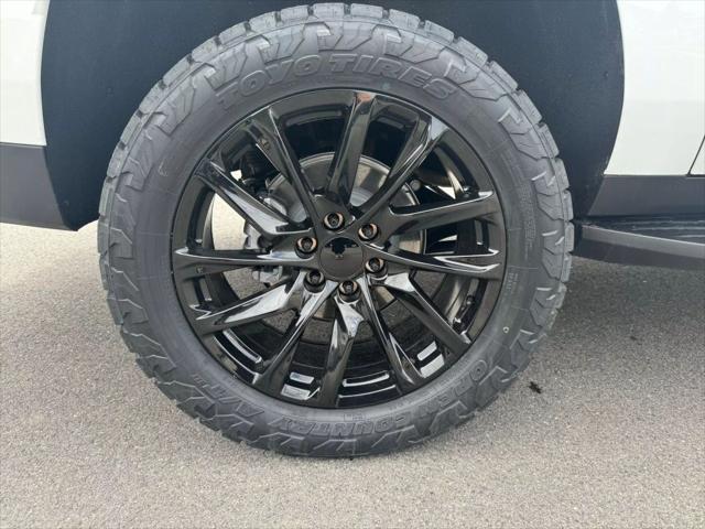 2025 GMC Yukon XL 4WD AT4