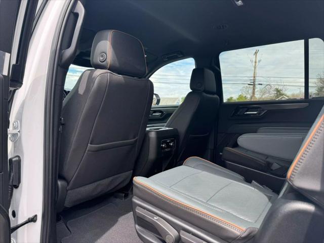 2025 GMC Yukon XL 4WD AT4